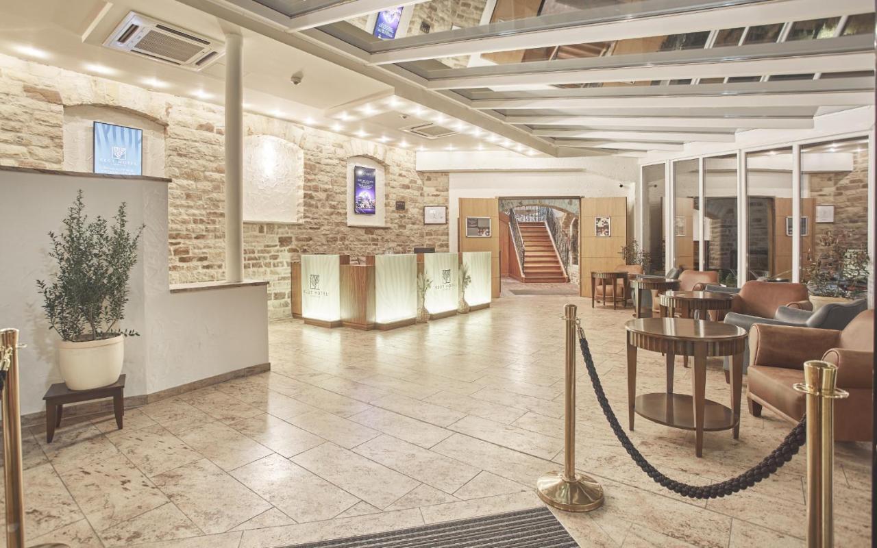 Kluet Hotel Hamelin Exteriör bild